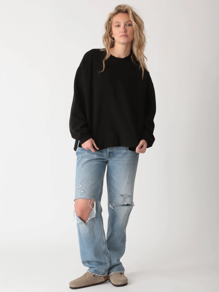 Neil Sweatshirt - Onyx Black - Electric Rose