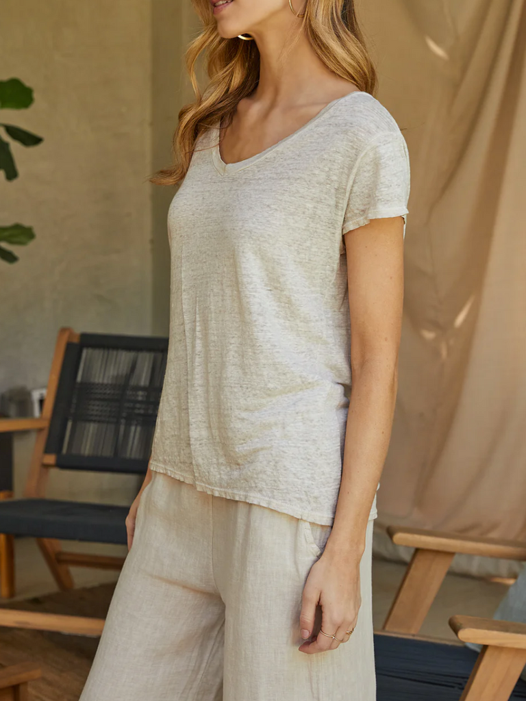 LINEN SLUB V-NECK T-SHIRT - Beige / Milio Milano