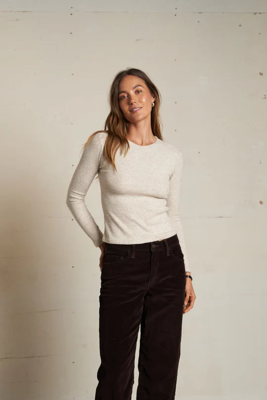 Jolie- sweater rib crew neck long sleeve - Oatmeal - Perfect White Tee
